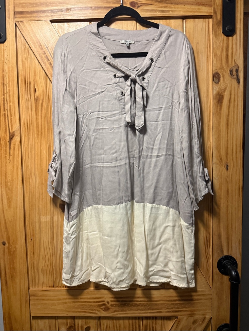 JODIFL Light Gray and Cream Lace-Up Tunic